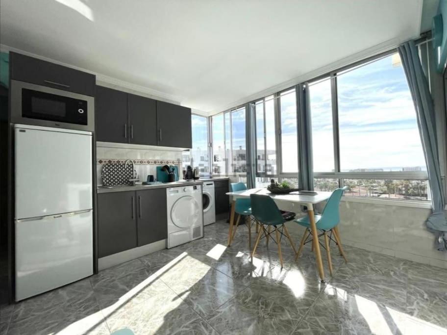 Traumhafte Wohnung Mit Panoramablick Und Pool Playa del Inglés Buitenkant foto